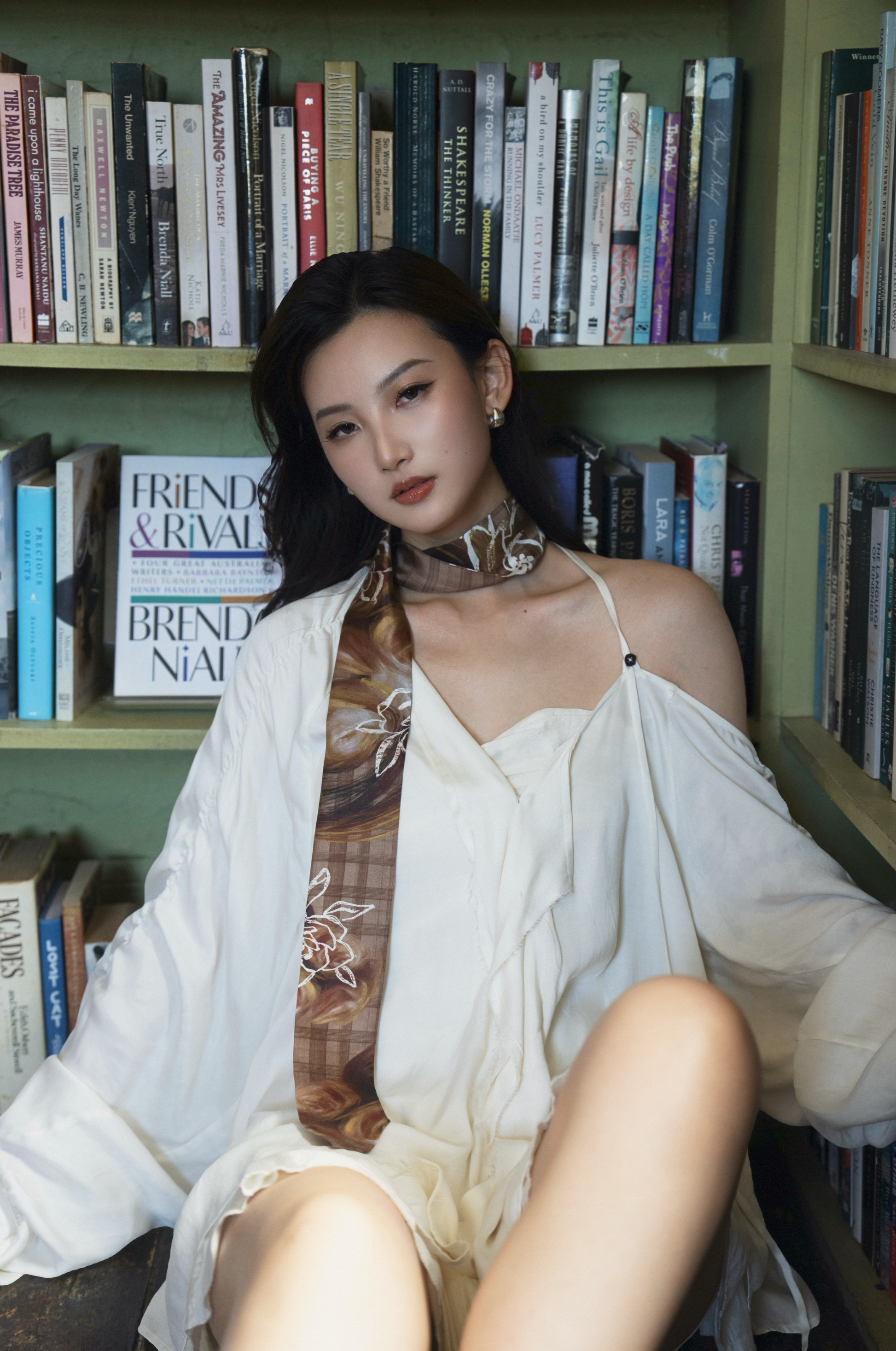 MOOD BOARD 04 - Roses and Plaid Silk Bandeau