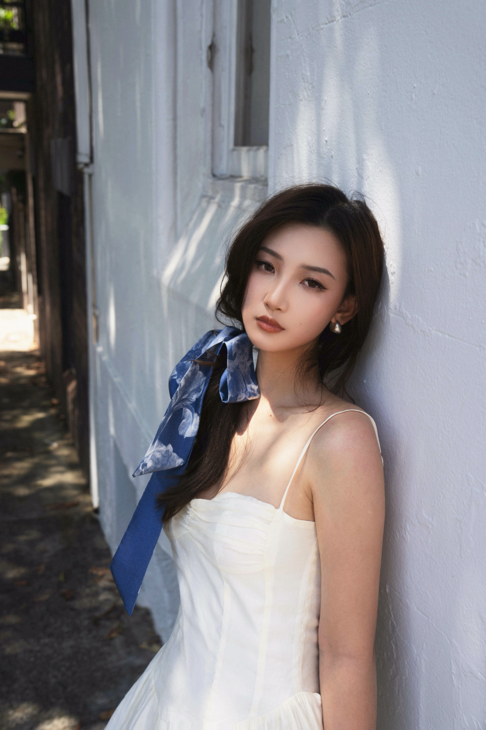 MOOD BOARD 02 - Denim Flower Silk Bandeau