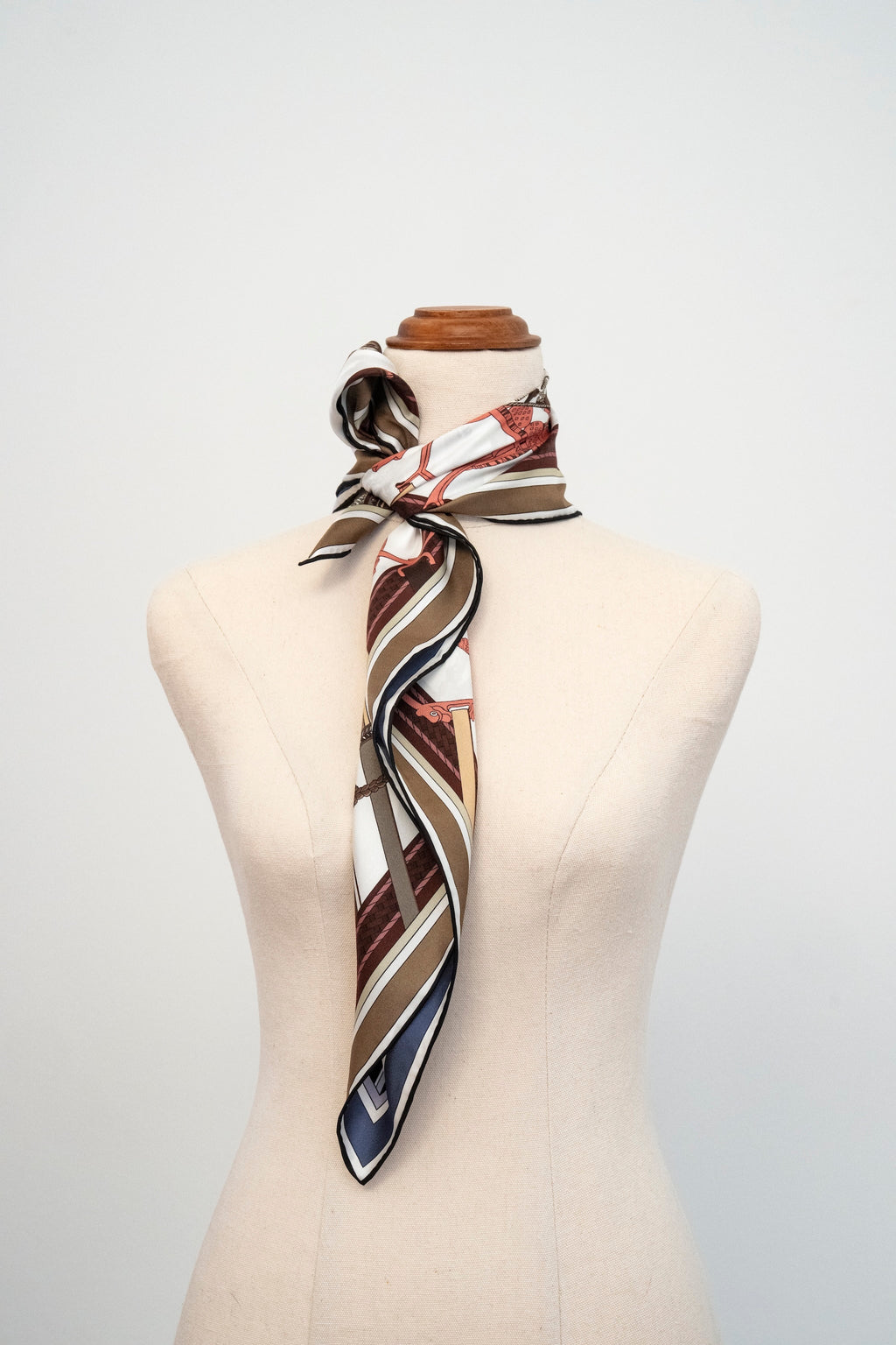KAIYI 65x65CM 100% Twill Silk Double-sided Scarf for Woman Fashion and Gift (T65-01)