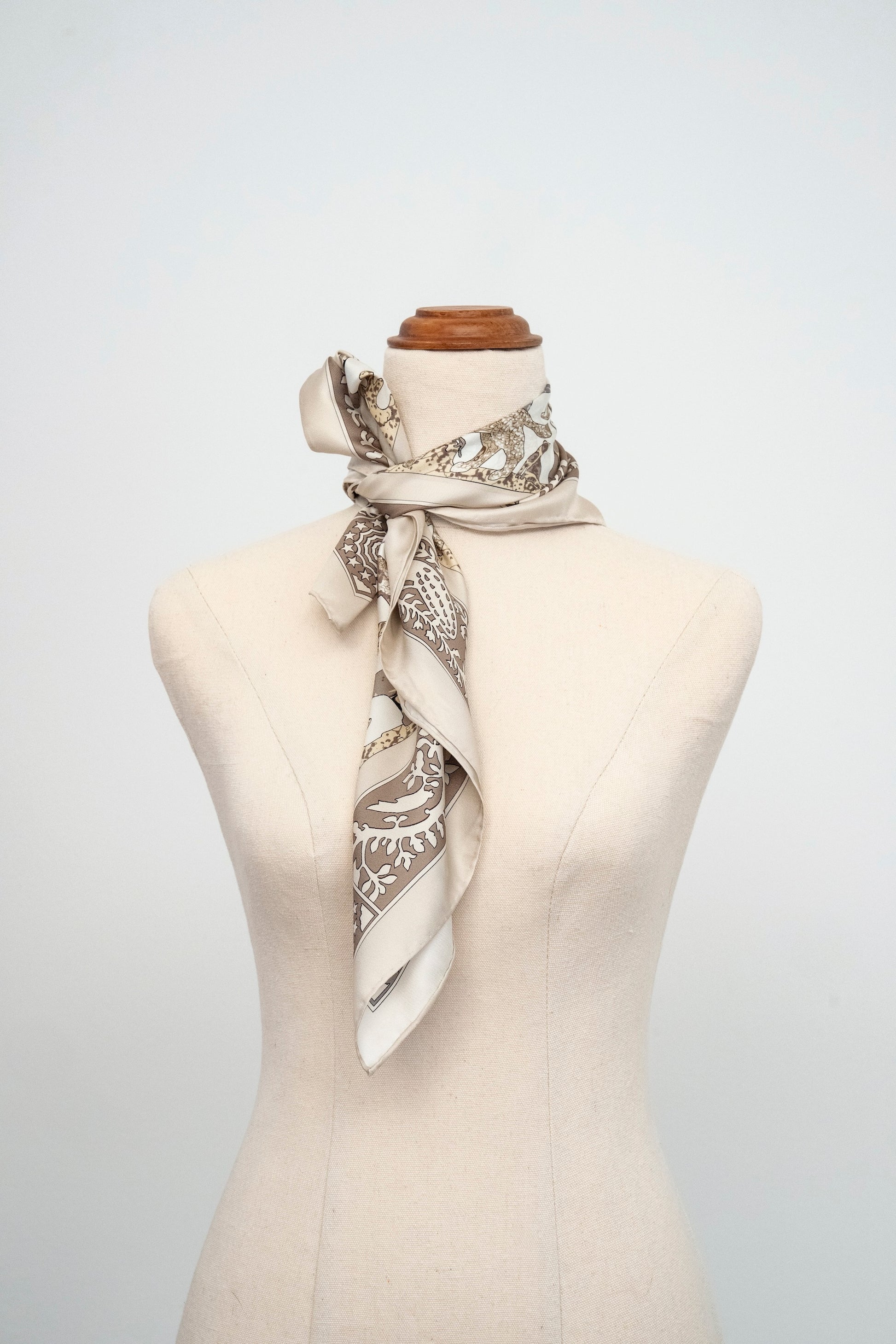KAIYI 65x65CM 100% Twill Silk Double-sided Scarf for Woman Fashion and Gift (T65-04)