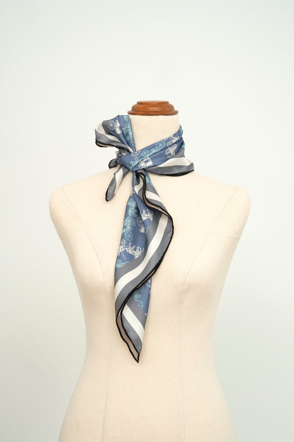 KAIYI 65x65CM 100% Twill Silk Double-sided Scarf for Woman Fashion and Gift (T65-10)