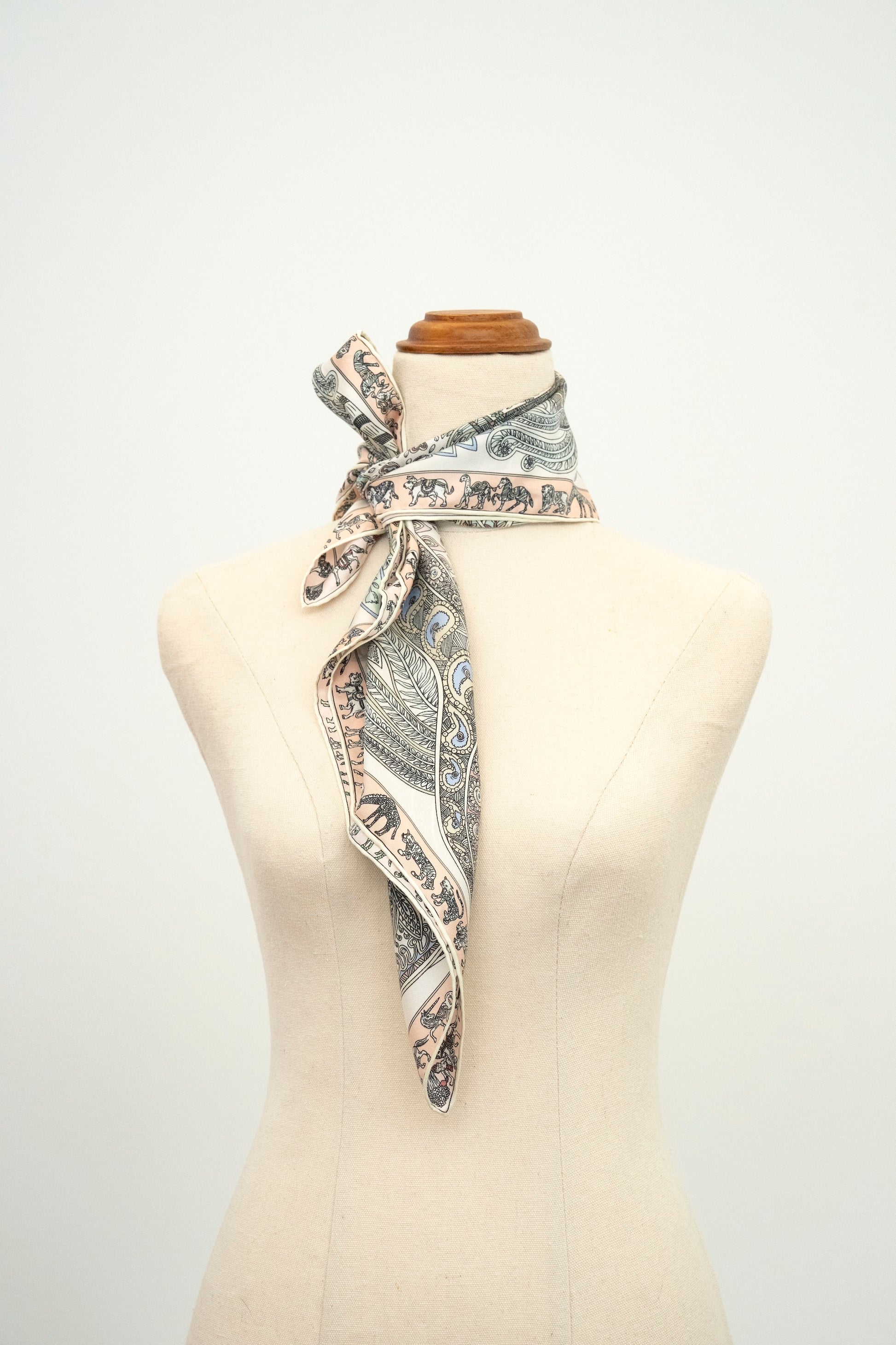 KAIYI 65x65CM 100% Twill Silk Double-sided Scarf for Woman Fashion and Gift (T65-11)