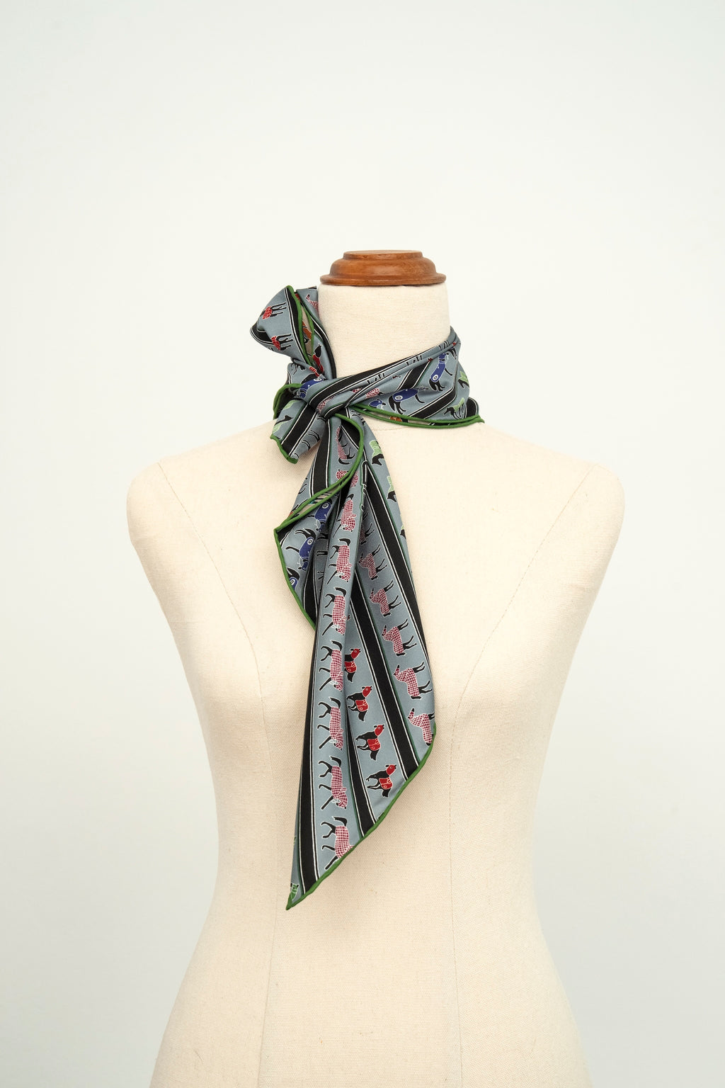 KAIYI 65x65CM 100% Twill Silk Double-sided Scarf for Woman Fashion and Gift (T65-12)