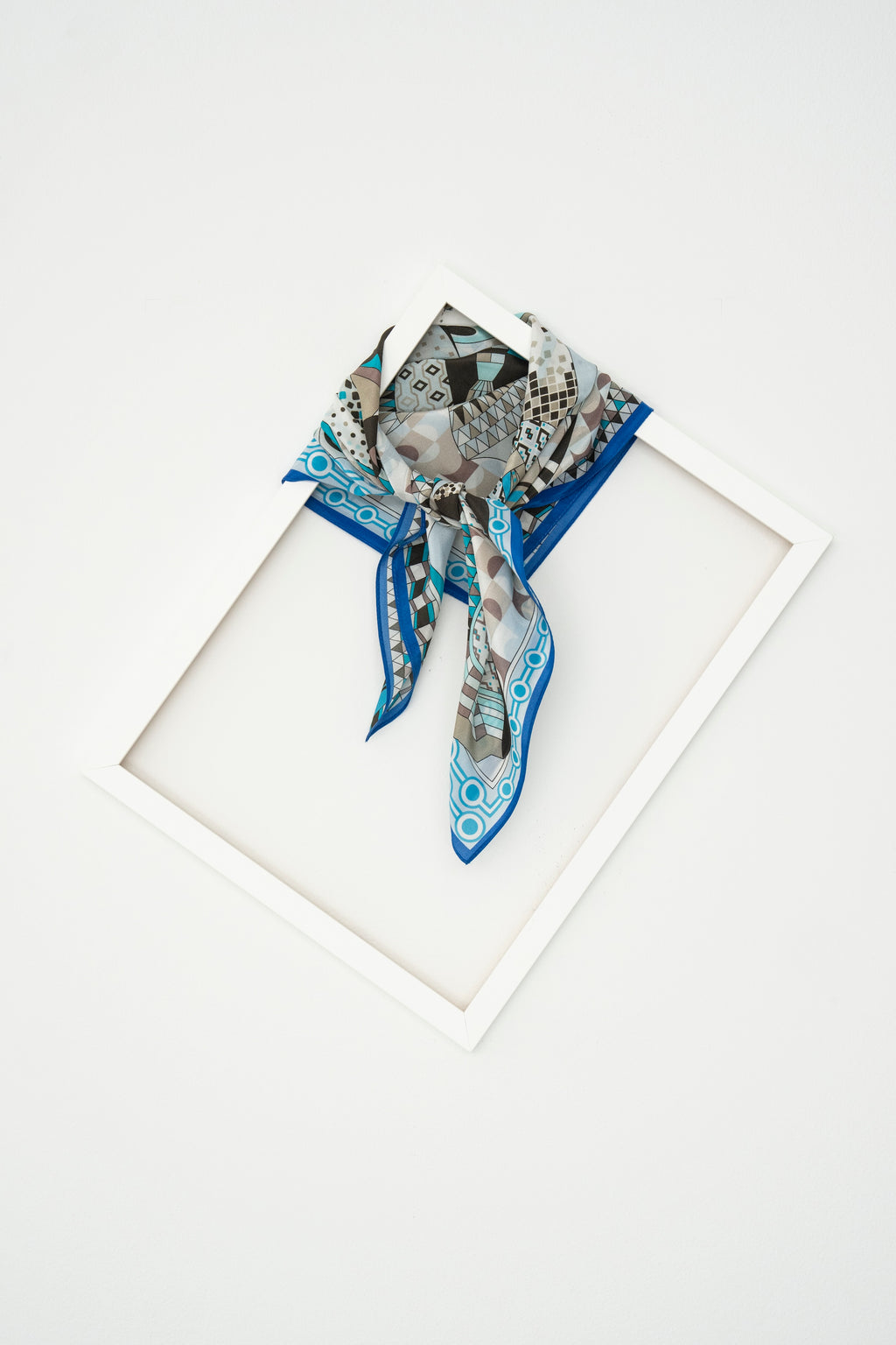 KAIYI 65x65CM Lightweight Crepe de Chine Silk Scarf for Summer Accessory and Gift (SZ65-14)