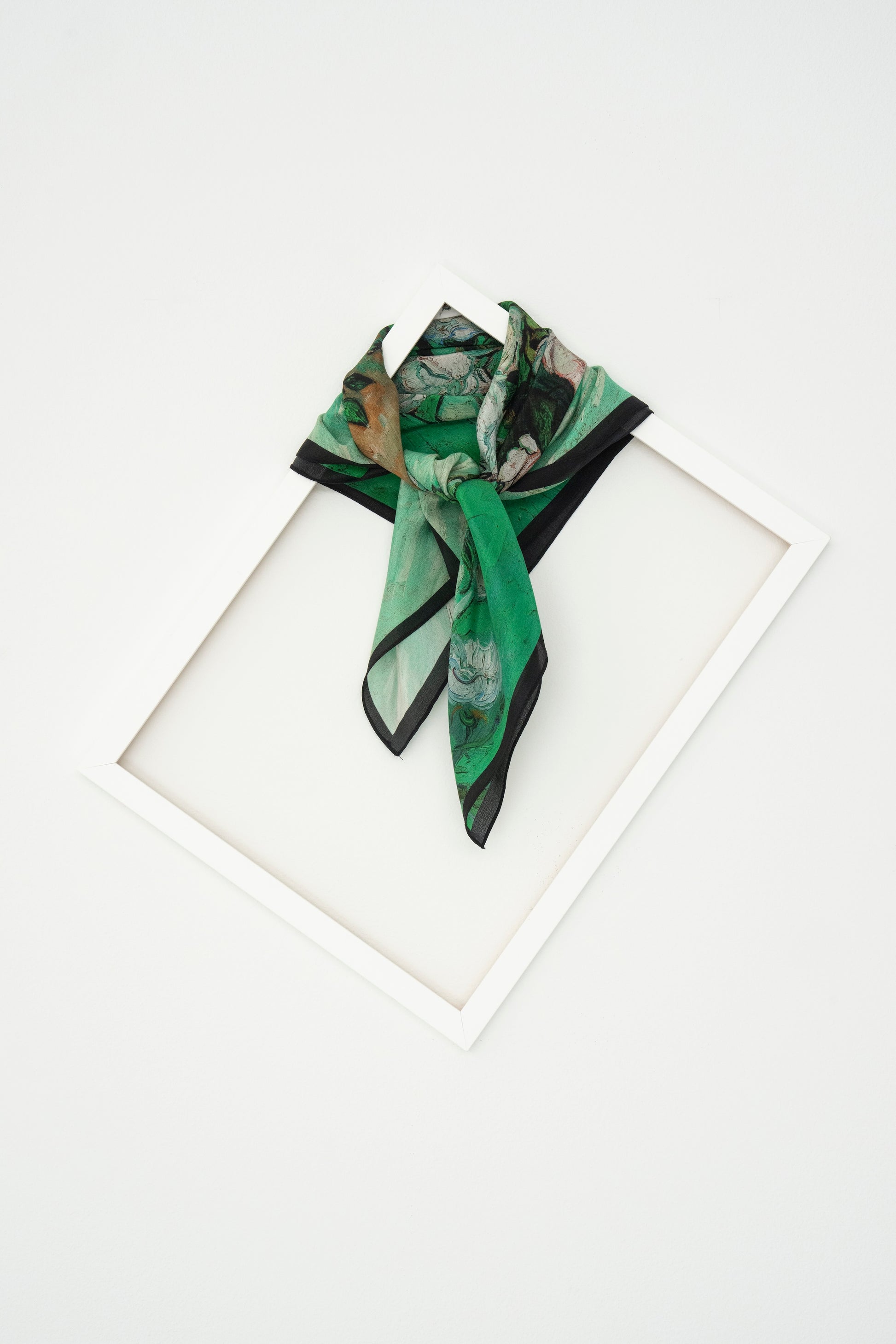 KAIYI 65x65CM Lightweight Crepe de Chine Silk Scarf for Summer Accessory and Gift (SZ65-13)