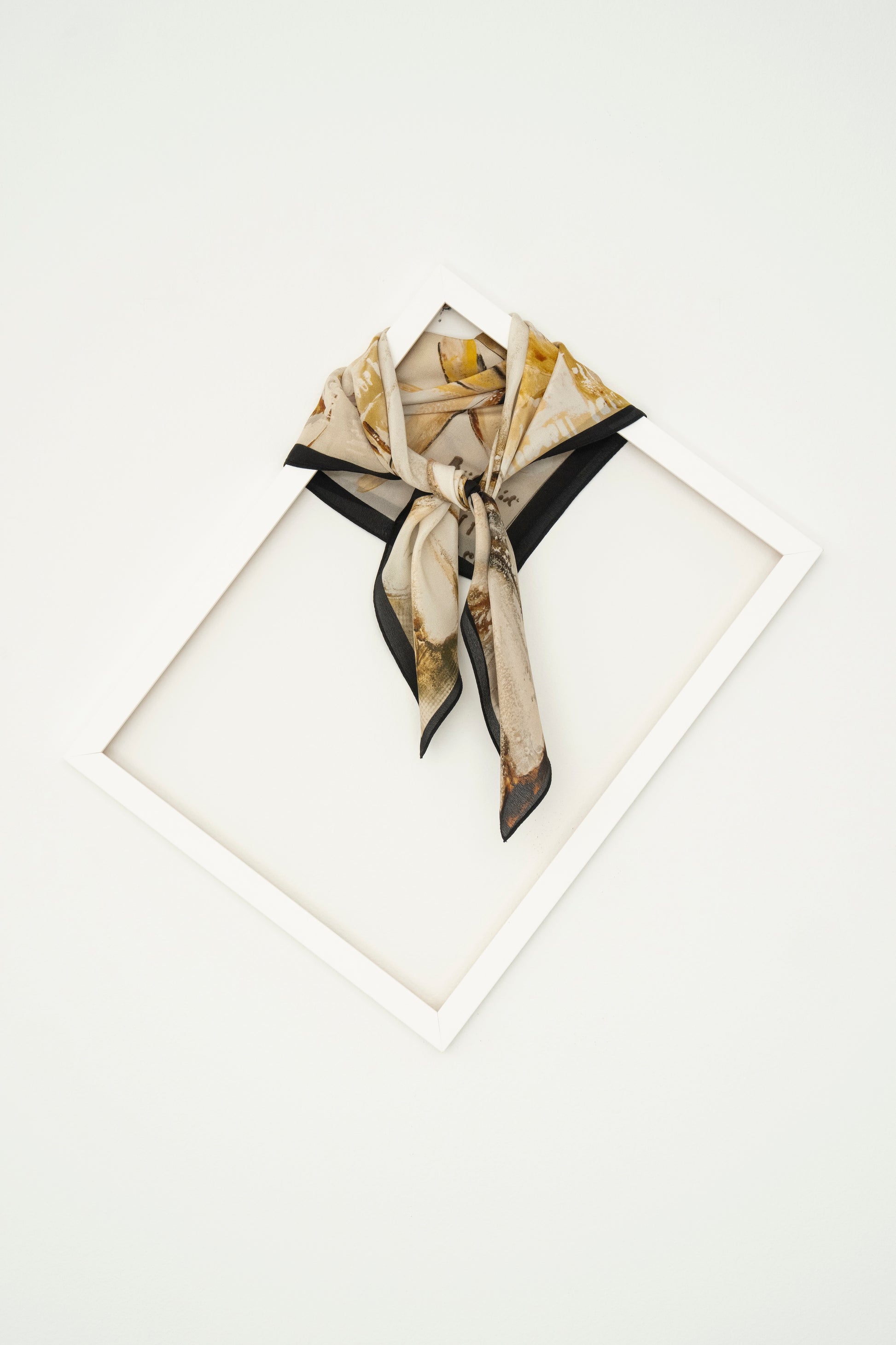 KAIYI 65x65CM Lightweight Crepe de Chine Silk Scarf for Summer Accessory and Gift (SZ65-04)